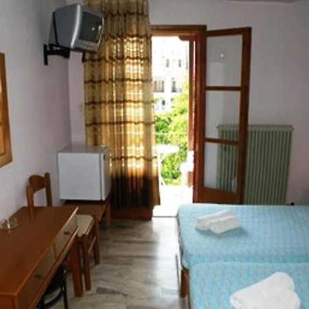 Hotel Kavouris Скопелос Экстерьер фото