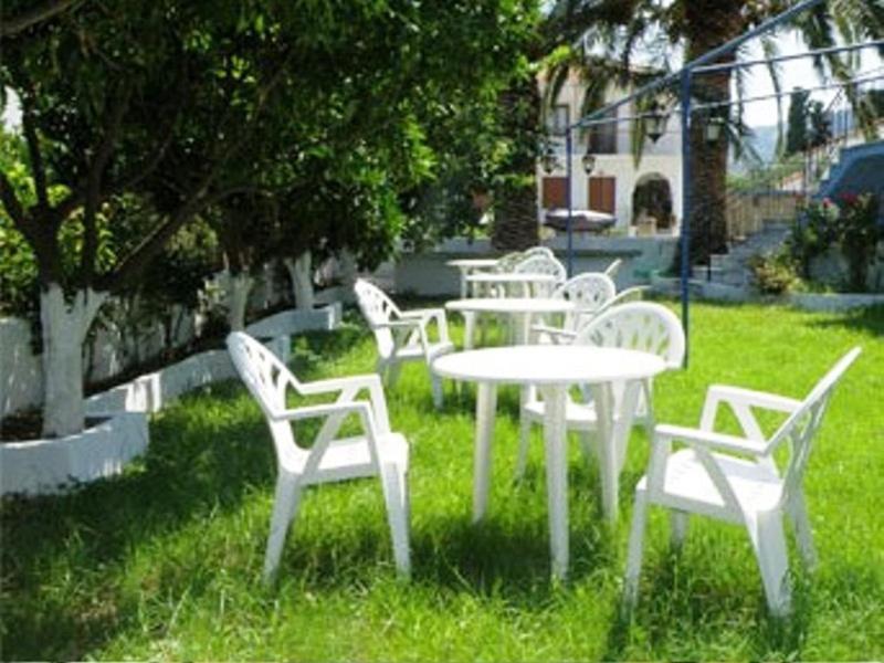 Hotel Kavouris Скопелос Экстерьер фото